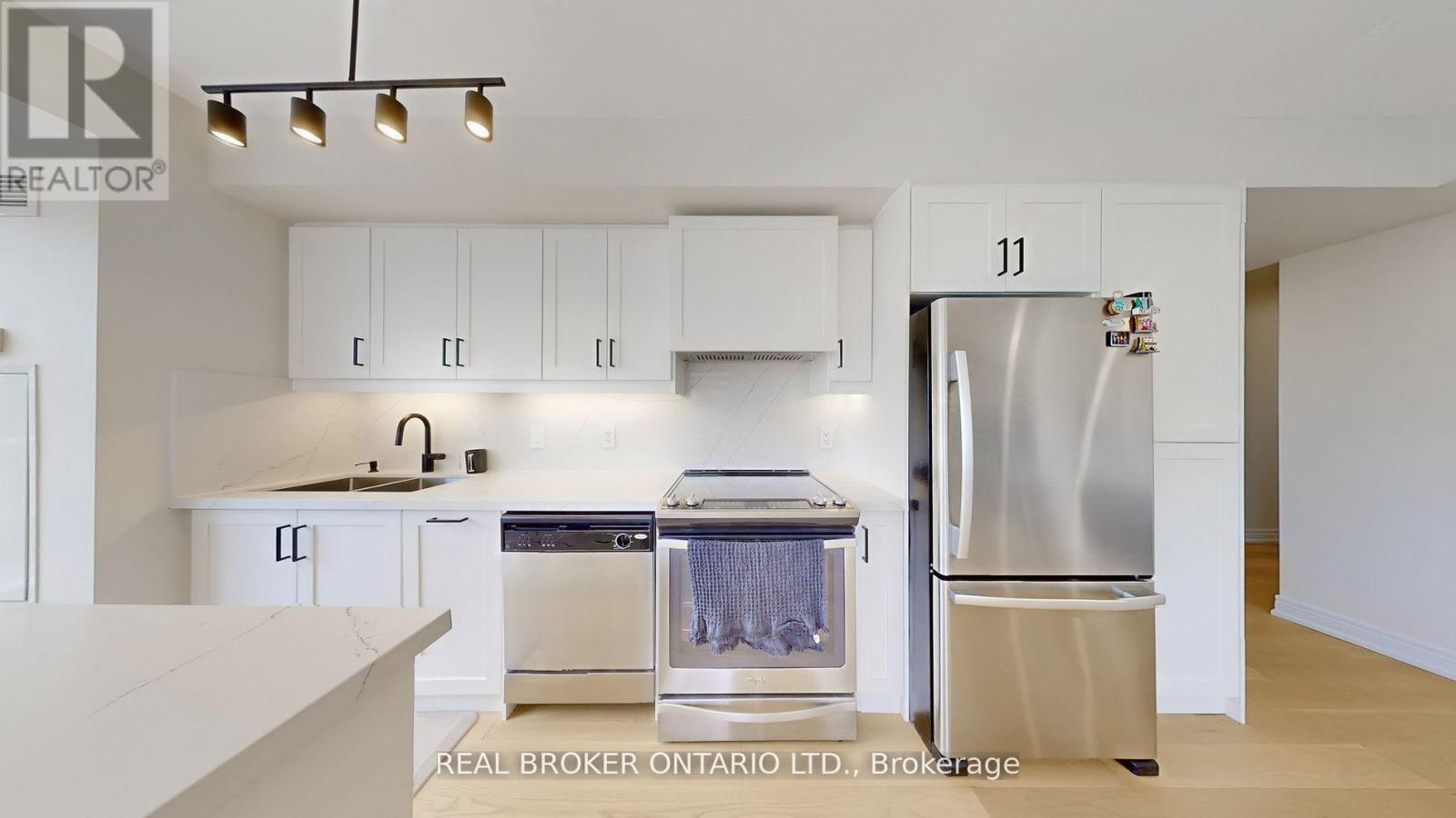 415 - 701 Sheppard Avenue W, Toronto, Ontario  M3H 0B2 - Photo 11 - C12676980