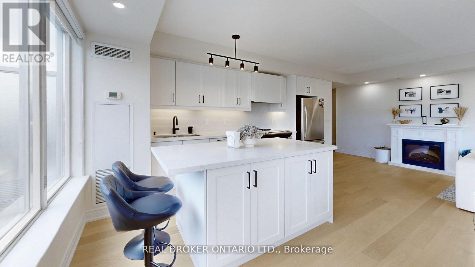 415 - 701 Sheppard Avenue W, Toronto, Ontario  M3H 0B2 - Photo 9 - C12676980