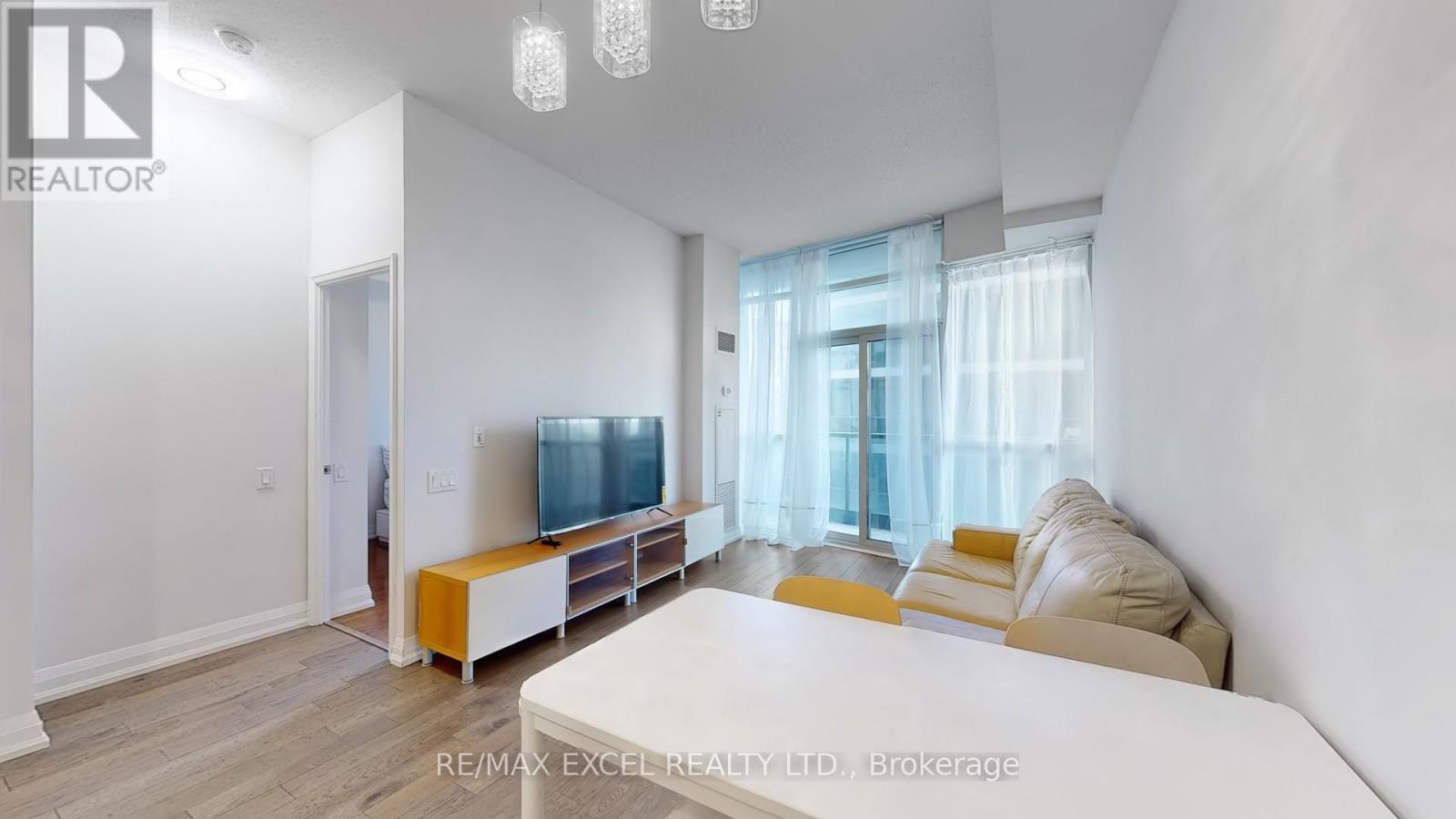 1906 - 21 Carlton Street, Toronto, Ontario  M5B 1L3 - Photo 17 - C12676986