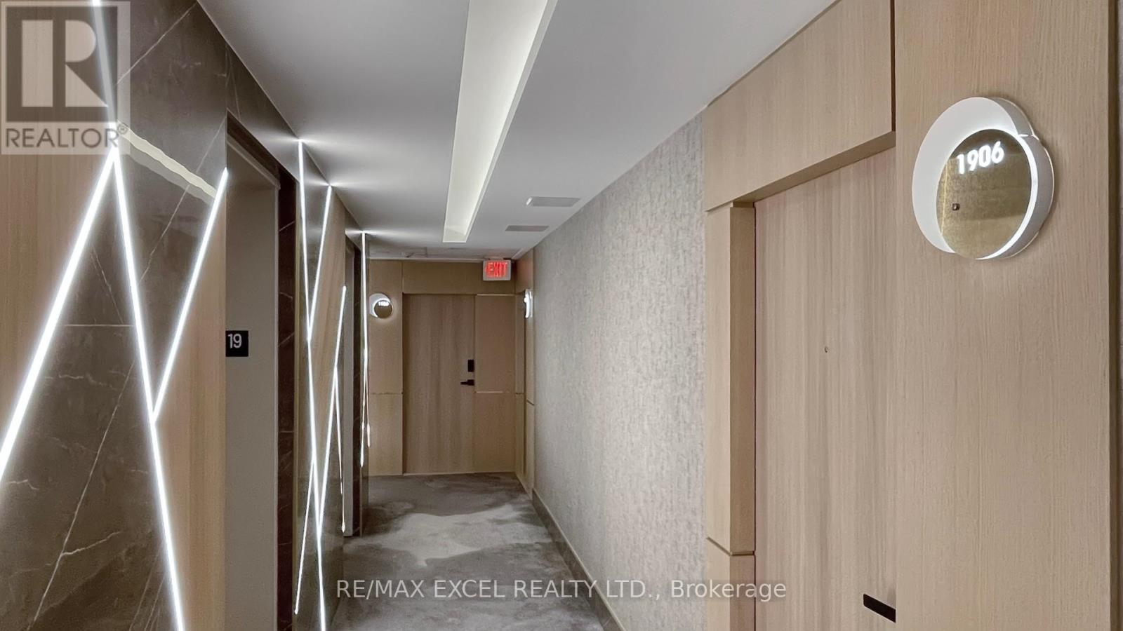 1906 - 21 Carlton Street, Toronto, Ontario  M5B 1L3 - Photo 42 - C12676986