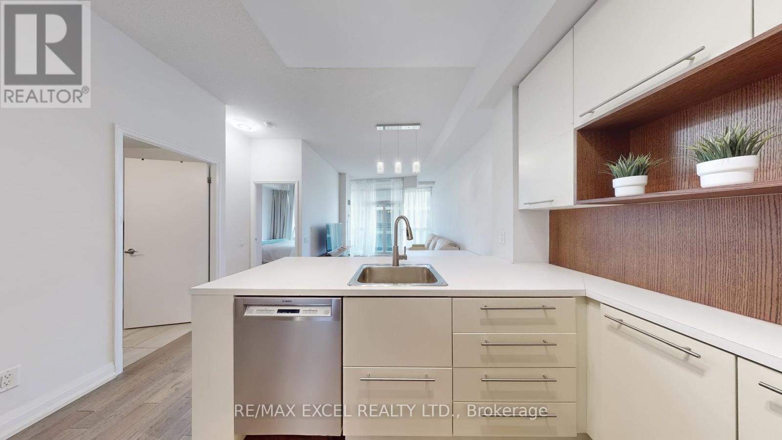 1906 - 21 Carlton Street, Toronto, Ontario  M5B 1L3 - Photo 9 - C12676986