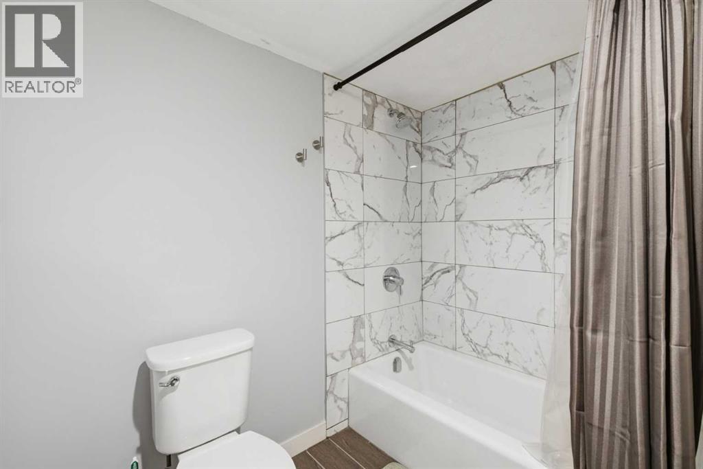 348 Powell Street, Cochrane, Alberta  T4C 1Z1 - Photo 39 - A2276523