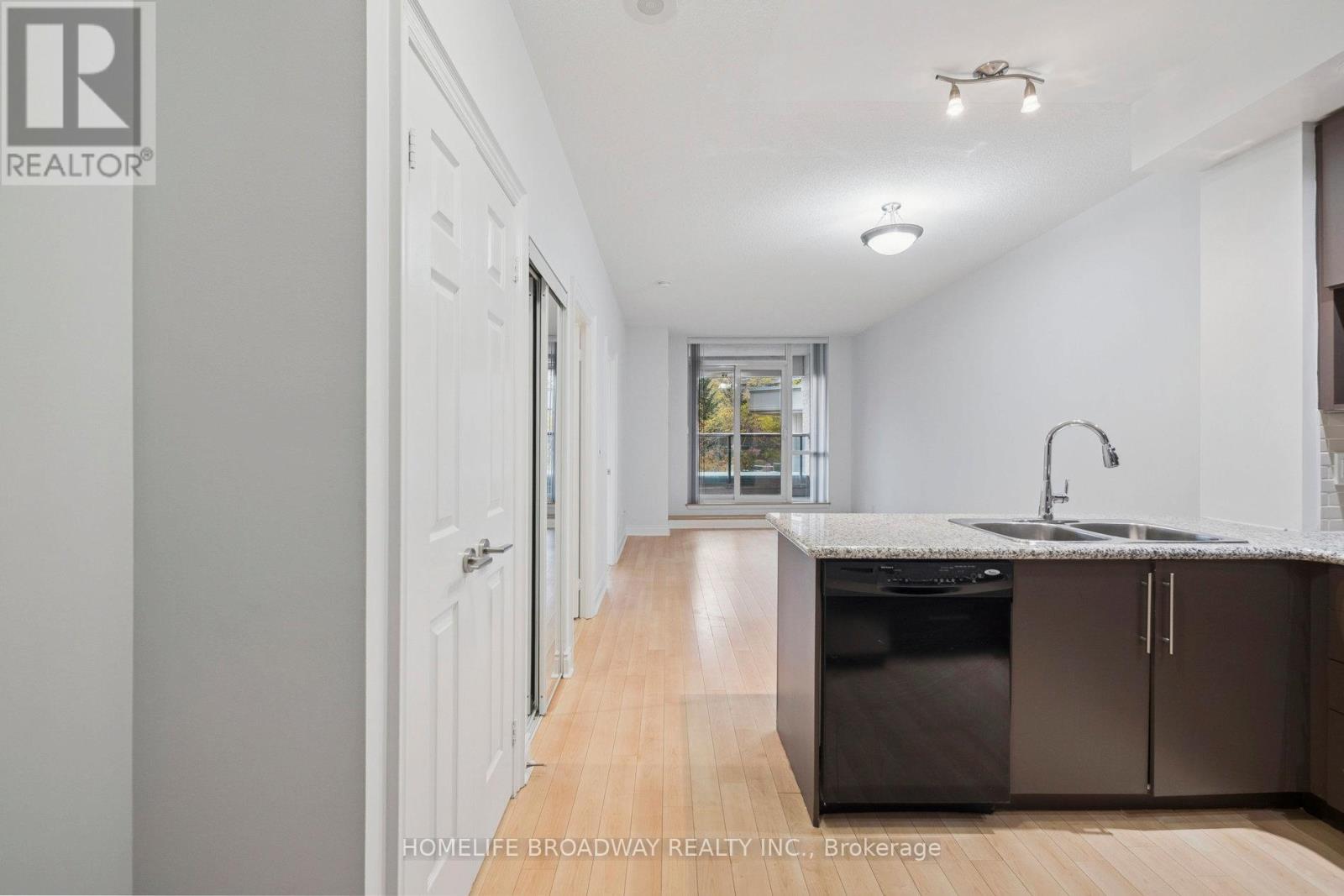 253 - 23 Cox Boulevard, Markham, Ontario  L3R 4G1 - Photo 4 - N12676844