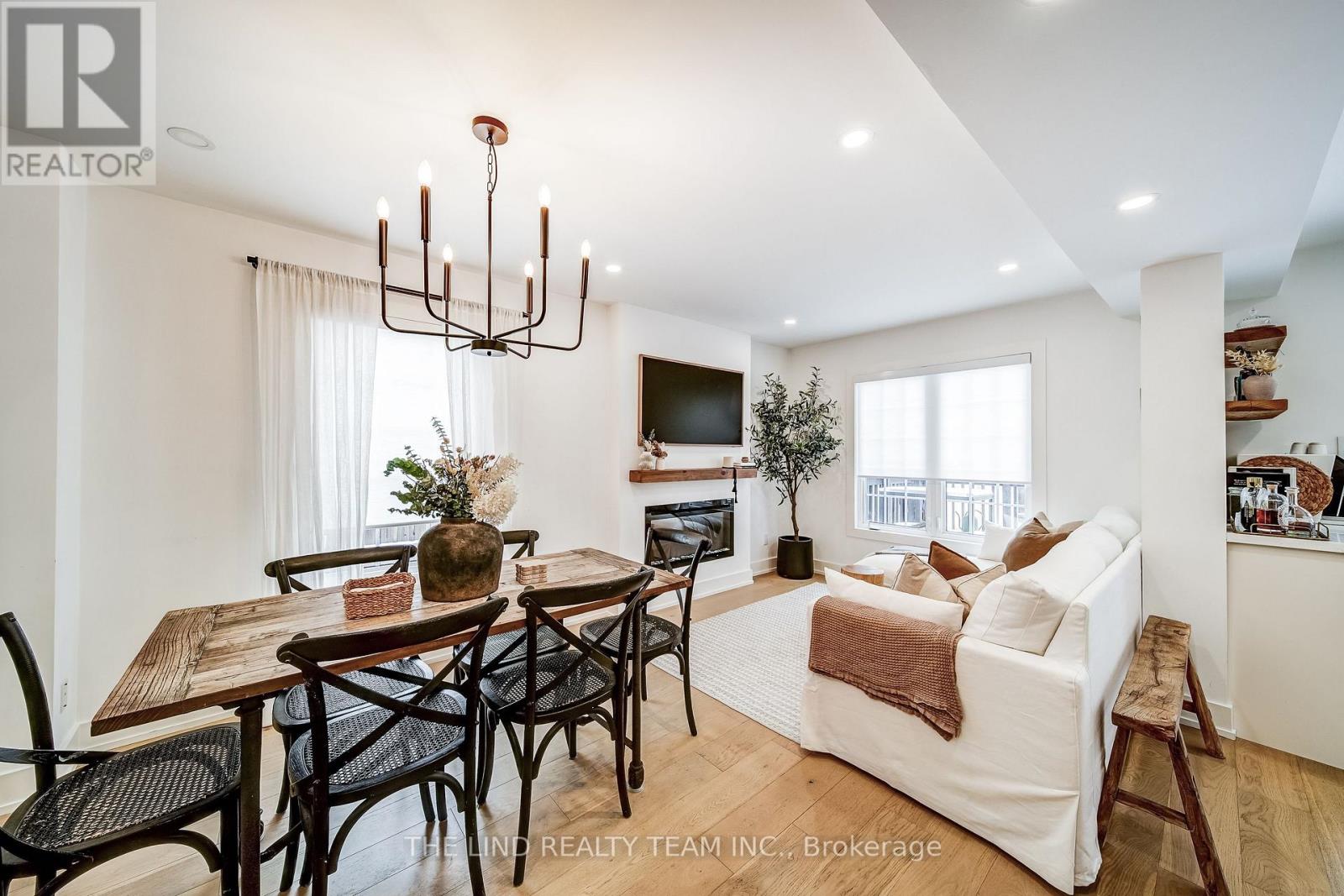 158 Dawlish Avenue, Aurora, Ontario  L4G 6R2 - Photo 18 - N12676906