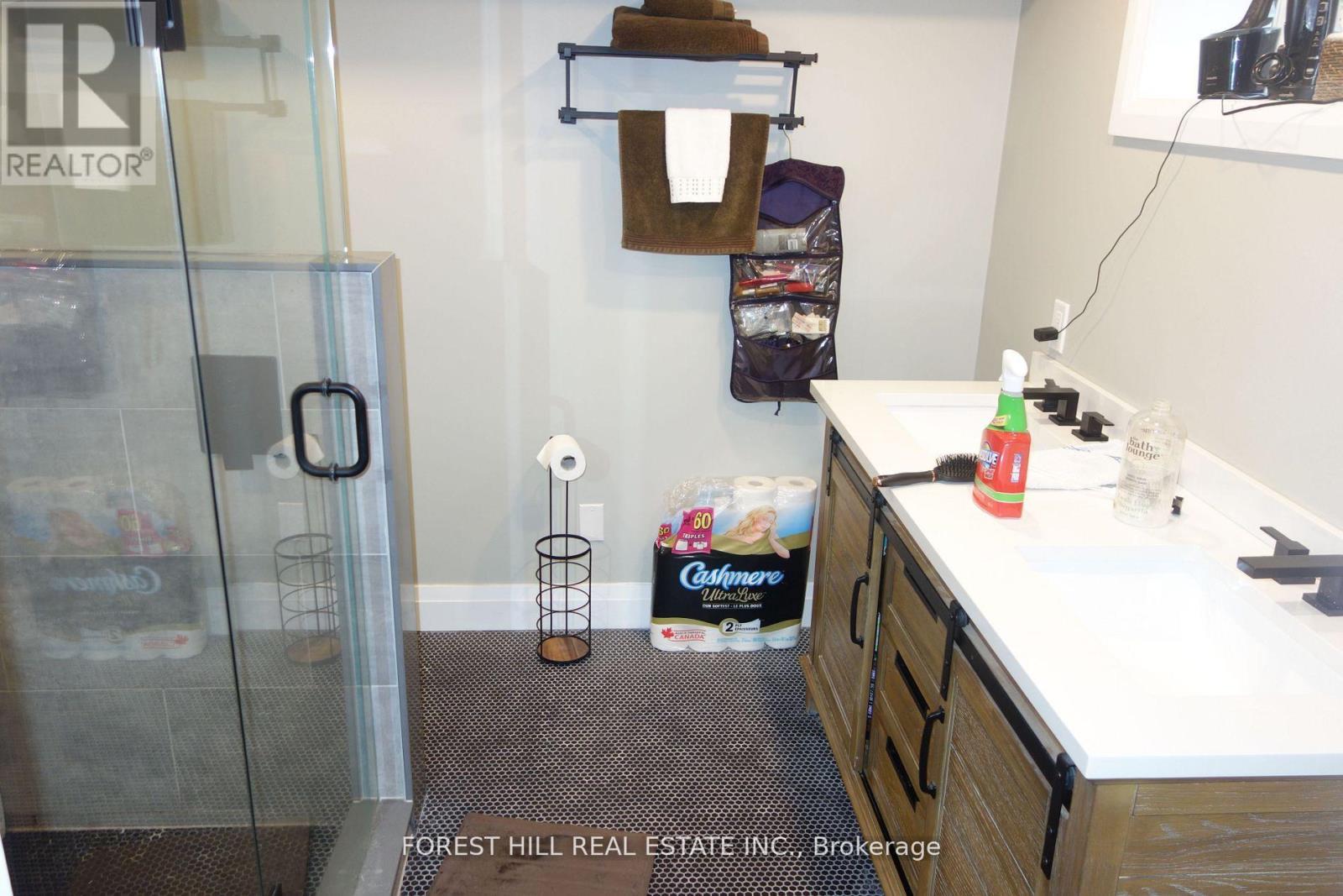 6 Leslie Drive, Collingwood, Ontario  L9Y 4P2 - Photo 13 - S12676896