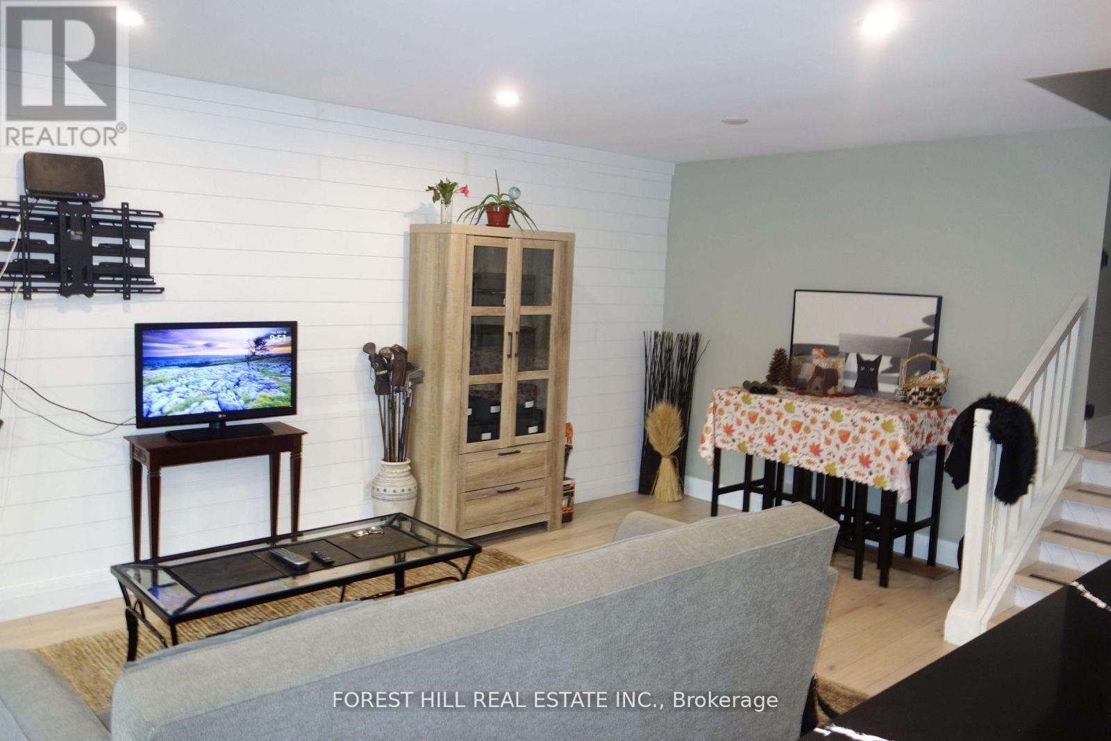 6 Leslie Drive, Collingwood, Ontario  L9Y 4P2 - Photo 8 - S12676896