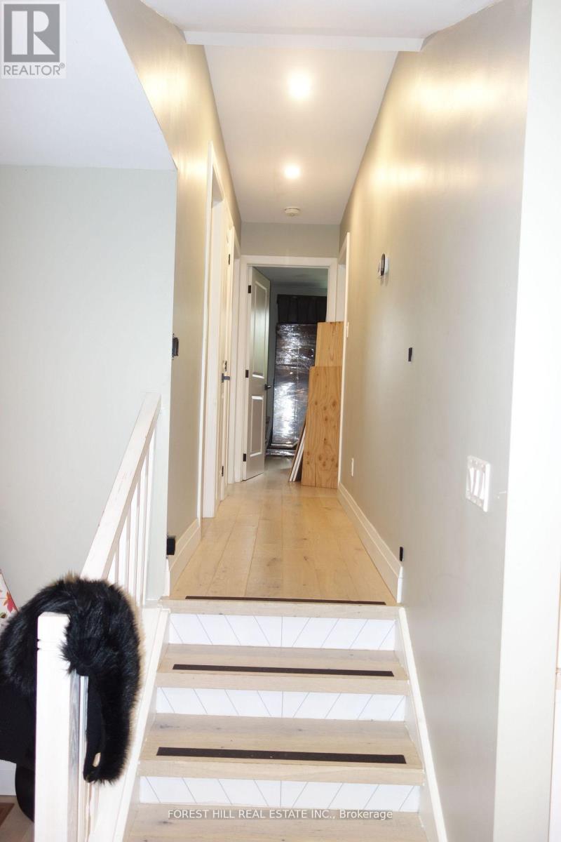 6 Leslie Drive, Collingwood, Ontario  L9Y 4P2 - Photo 9 - S12676896