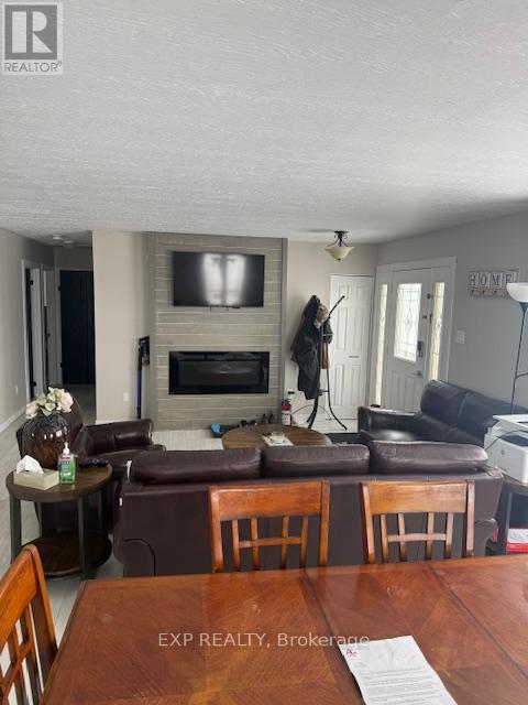 22 Beach Boulevard, Temiskaming Shores, Ontario  P0J 1P0 - Photo 9 - T12676946