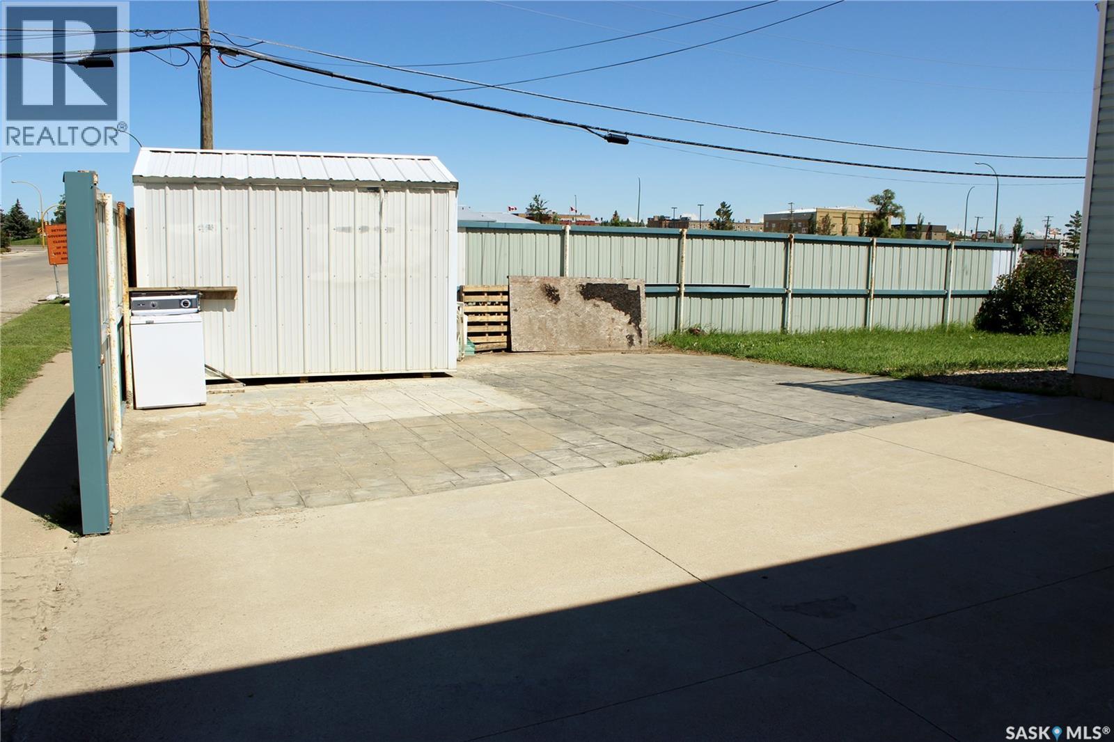 3 2nd Avenue Se, Weyburn, Saskatchewan  S4H 1W7 - Photo 36 - SK026450