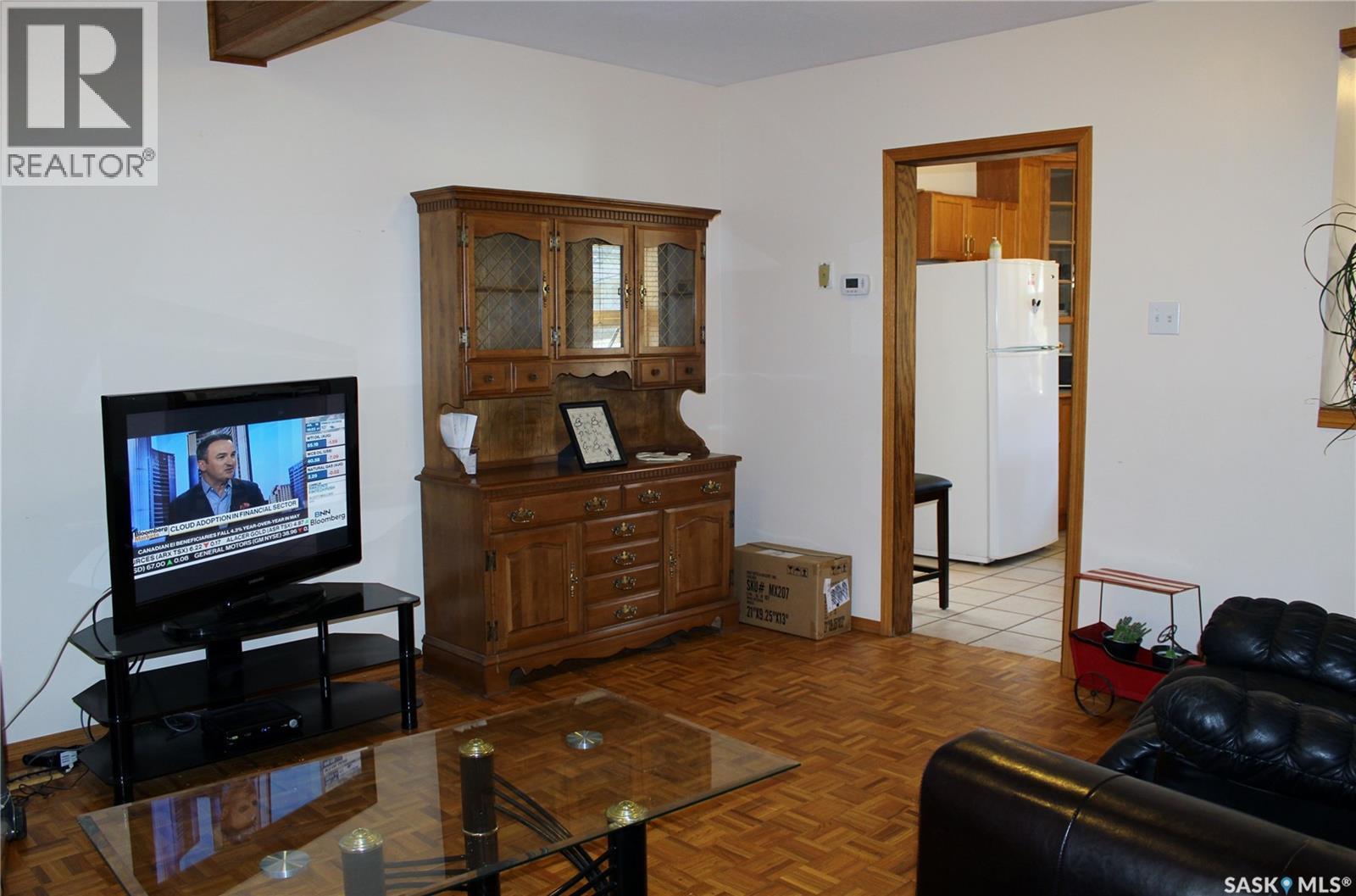 3 2nd Avenue Se, Weyburn, Saskatchewan  S4H 1W7 - Photo 8 - SK026450