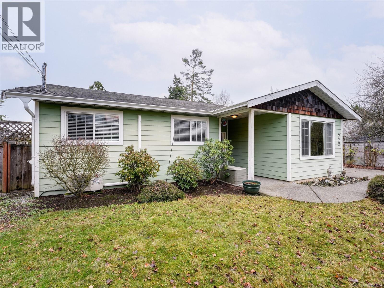 9907 Galaran Rd, Sidney, British Columbia V8L 4G5 - Photo 21 - 1022316