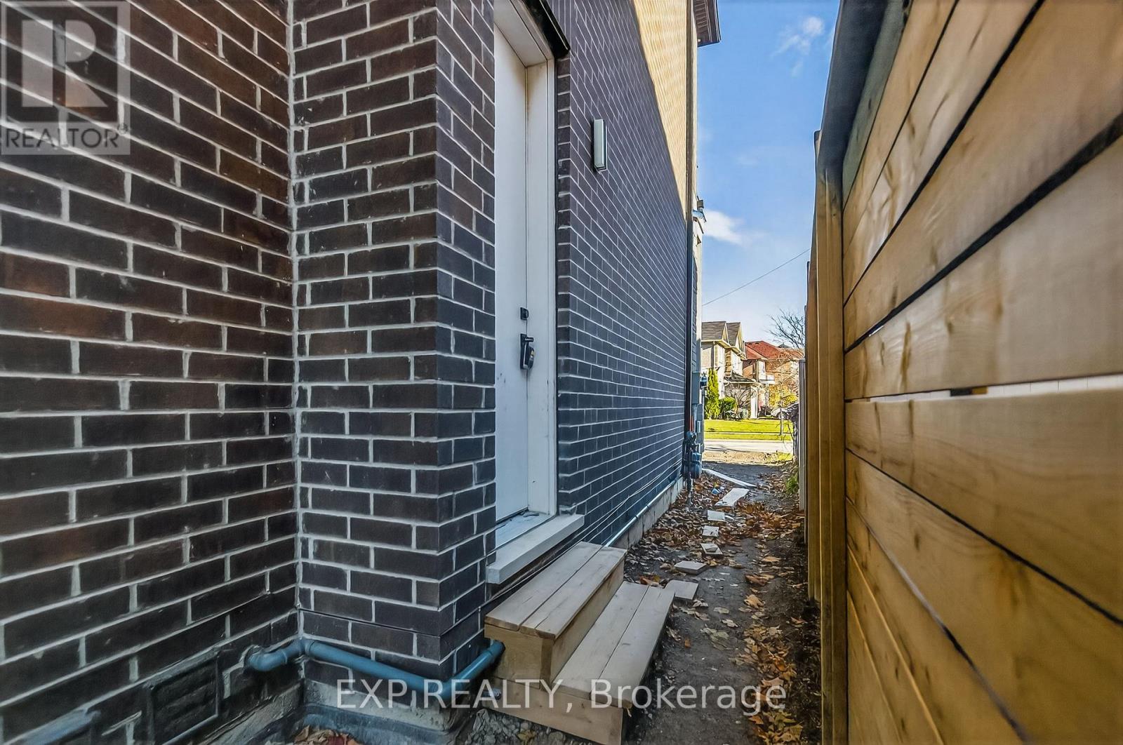Basement - 6612 Harmony Hill, Mississauga, Ontario  L5W 1S5 - Photo 4 - W12676842