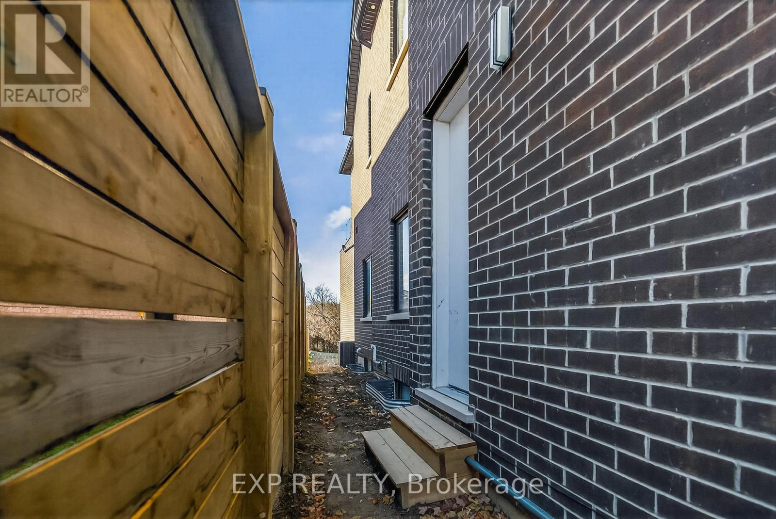 Basement - 6612 Harmony Hill, Mississauga, Ontario  L5W 1S5 - Photo 5 - W12676842