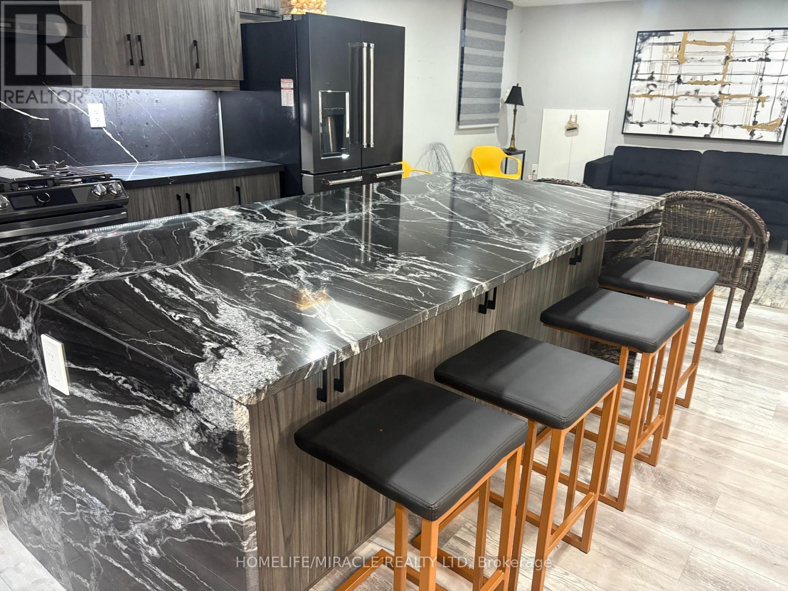 Bsmt - 6 Medalist Road, Brampton, Ontario  L6P 4H3 - Photo 11 - W12676878