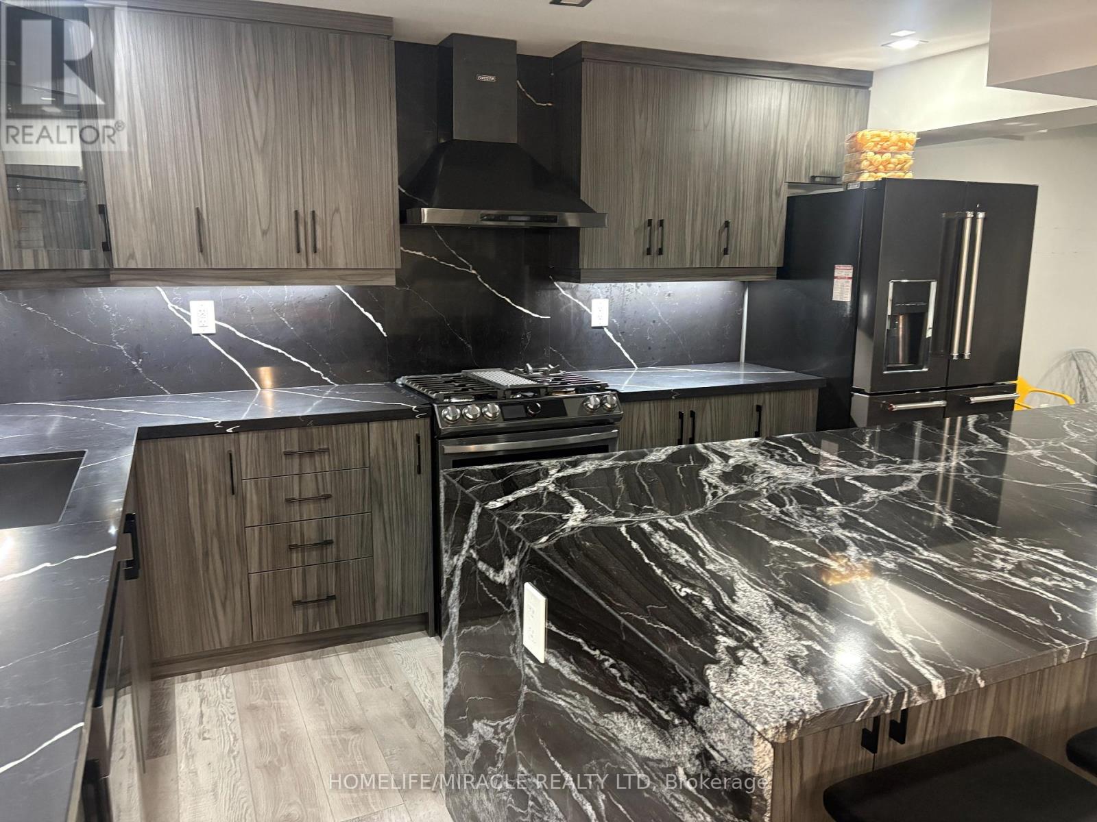 Bsmt - 6 Medalist Road, Brampton, Ontario  L6P 4H3 - Photo 12 - W12676878