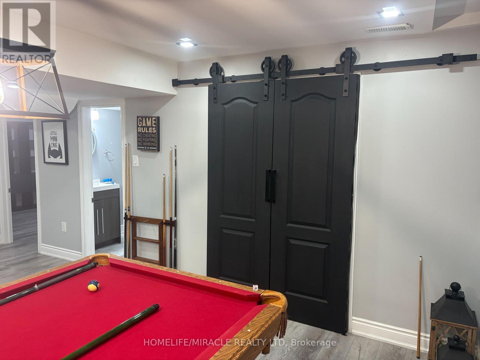 Bsmt - 6 Medalist Road, Brampton, Ontario  L6P 4H3 - Photo 17 - W12676878