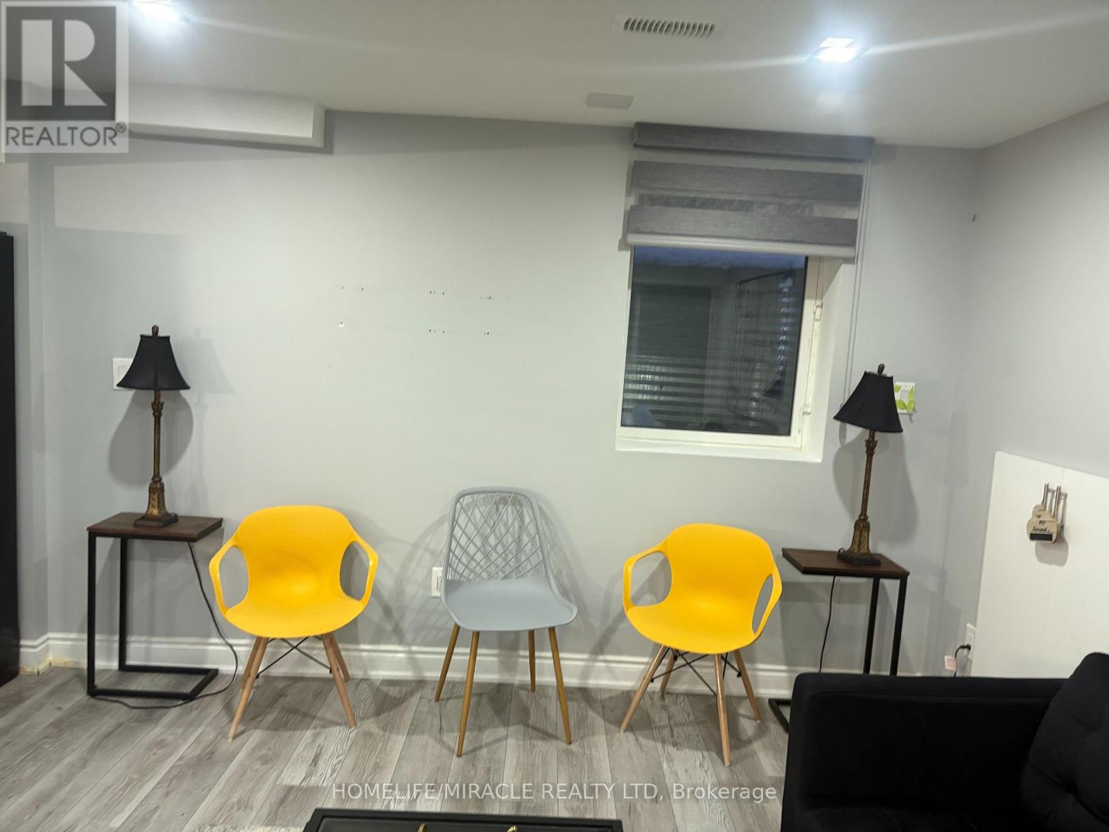 Bsmt - 6 Medalist Road, Brampton, Ontario  L6P 4H3 - Photo 21 - W12676878