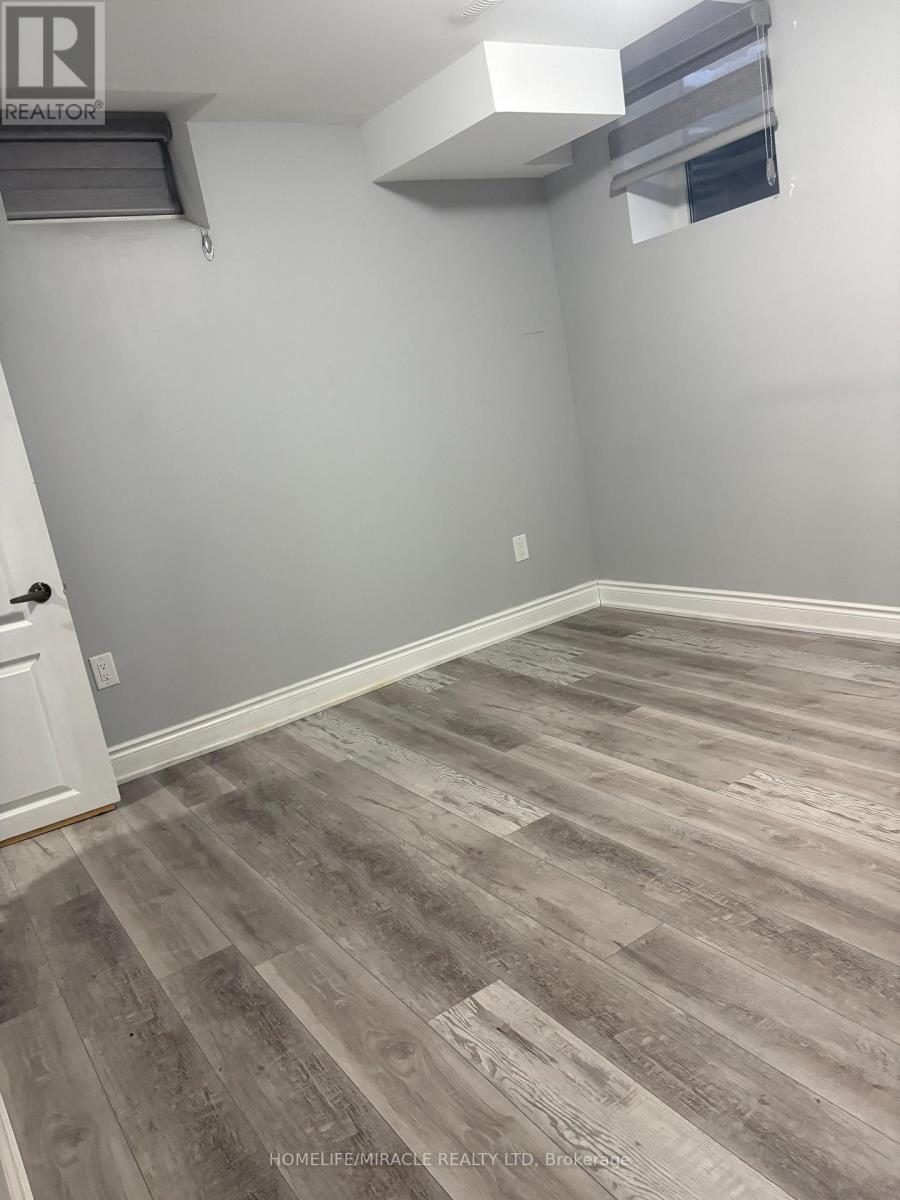 Bsmt - 6 Medalist Road, Brampton, Ontario  L6P 4H3 - Photo 32 - W12676878