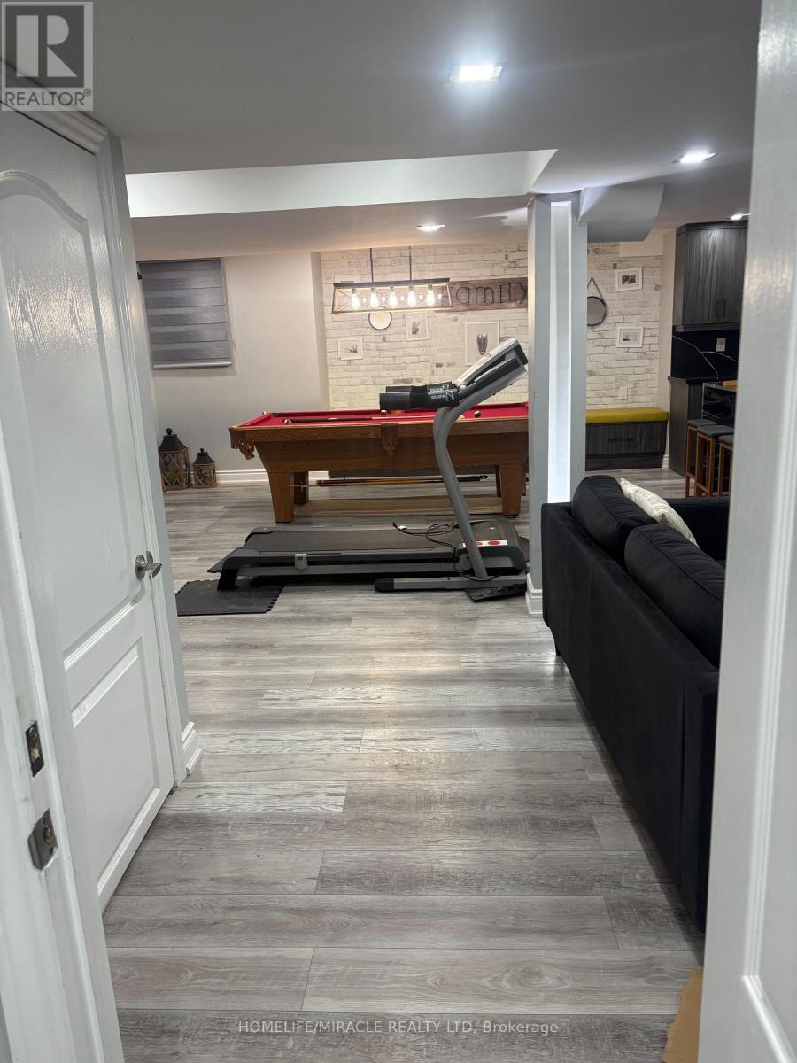 Bsmt - 6 Medalist Road, Brampton, Ontario  L6P 4H3 - Photo 4 - W12676878