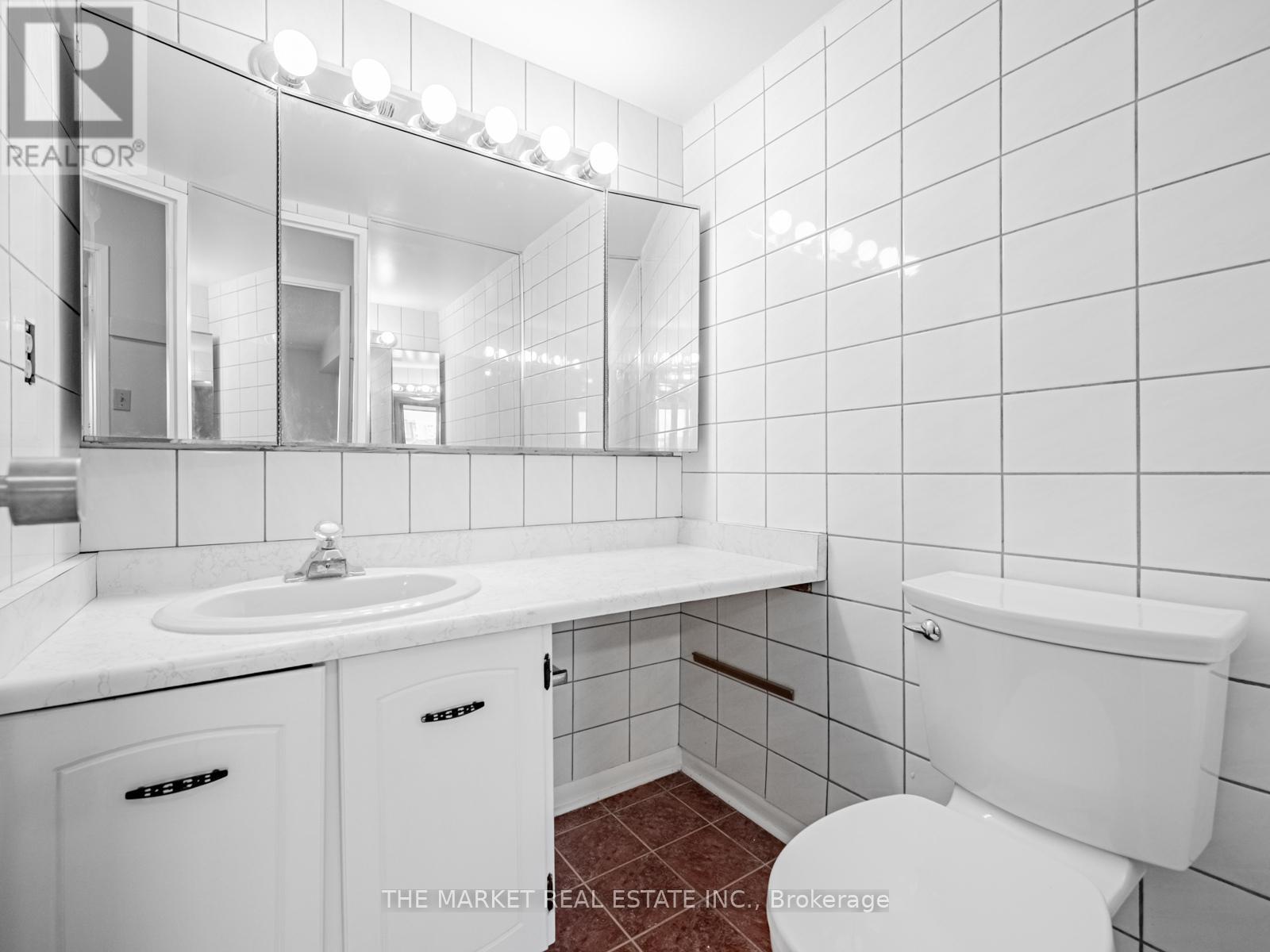 507 - 1320 Mississauga Valley Boulevard, Mississauga, Ontario  L5A 3S9 - Photo 17 - W12676890