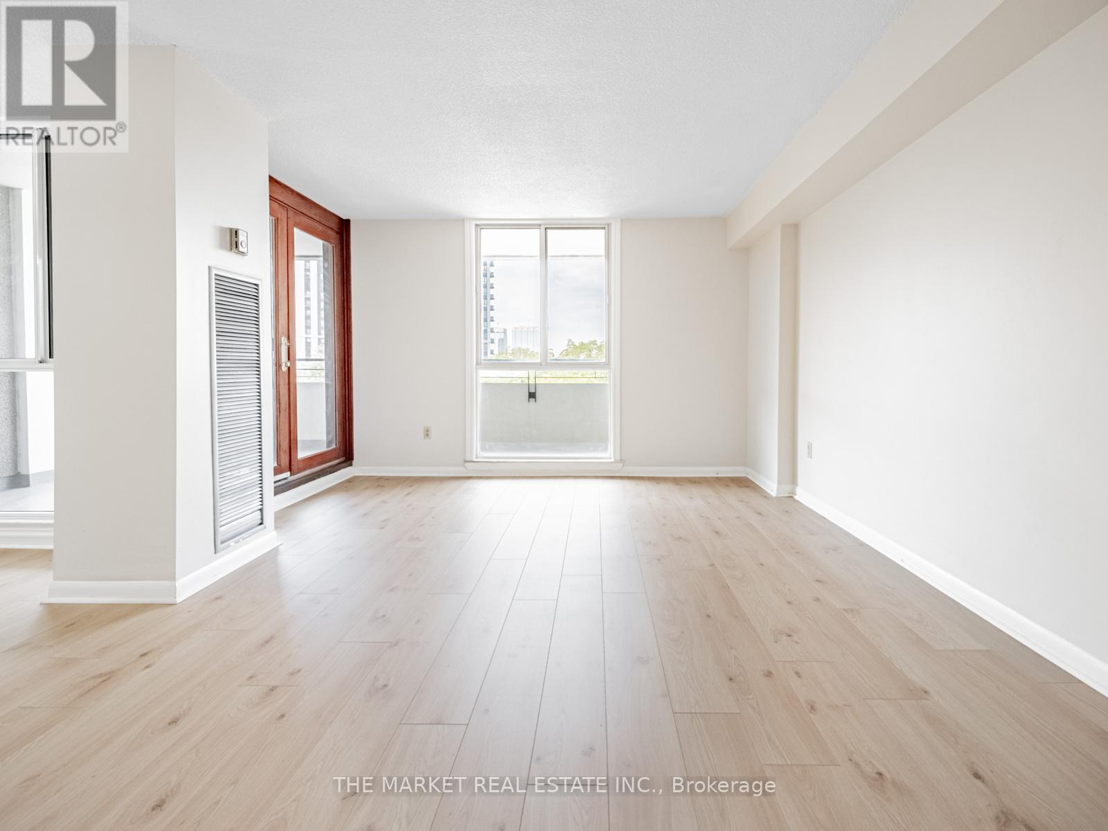 507 - 1320 Mississauga Valley Boulevard, Mississauga, Ontario  L5A 3S9 - Photo 5 - W12676890