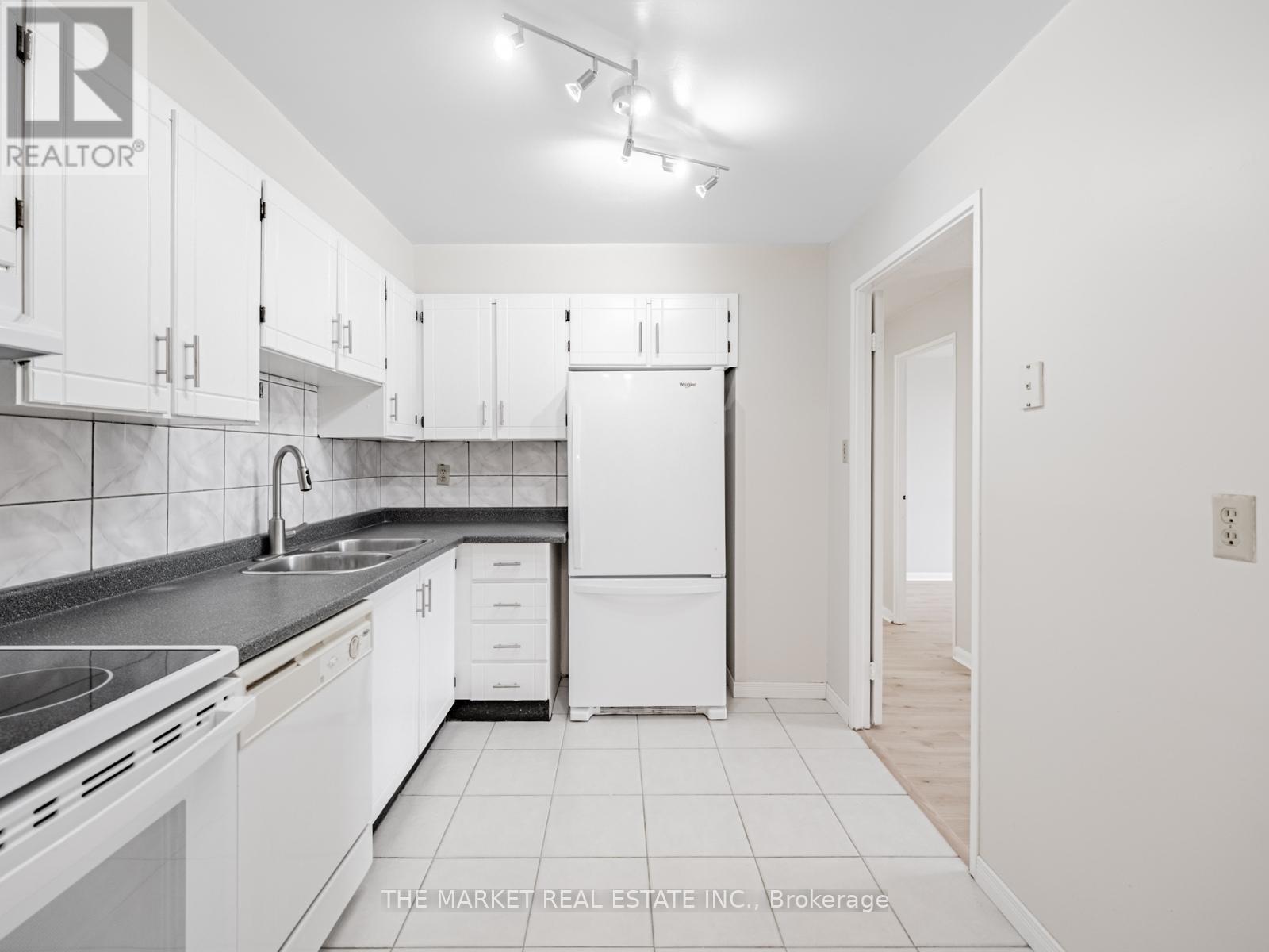 507 - 1320 Mississauga Valley Boulevard, Mississauga, Ontario  L5A 3S9 - Photo 9 - W12676890