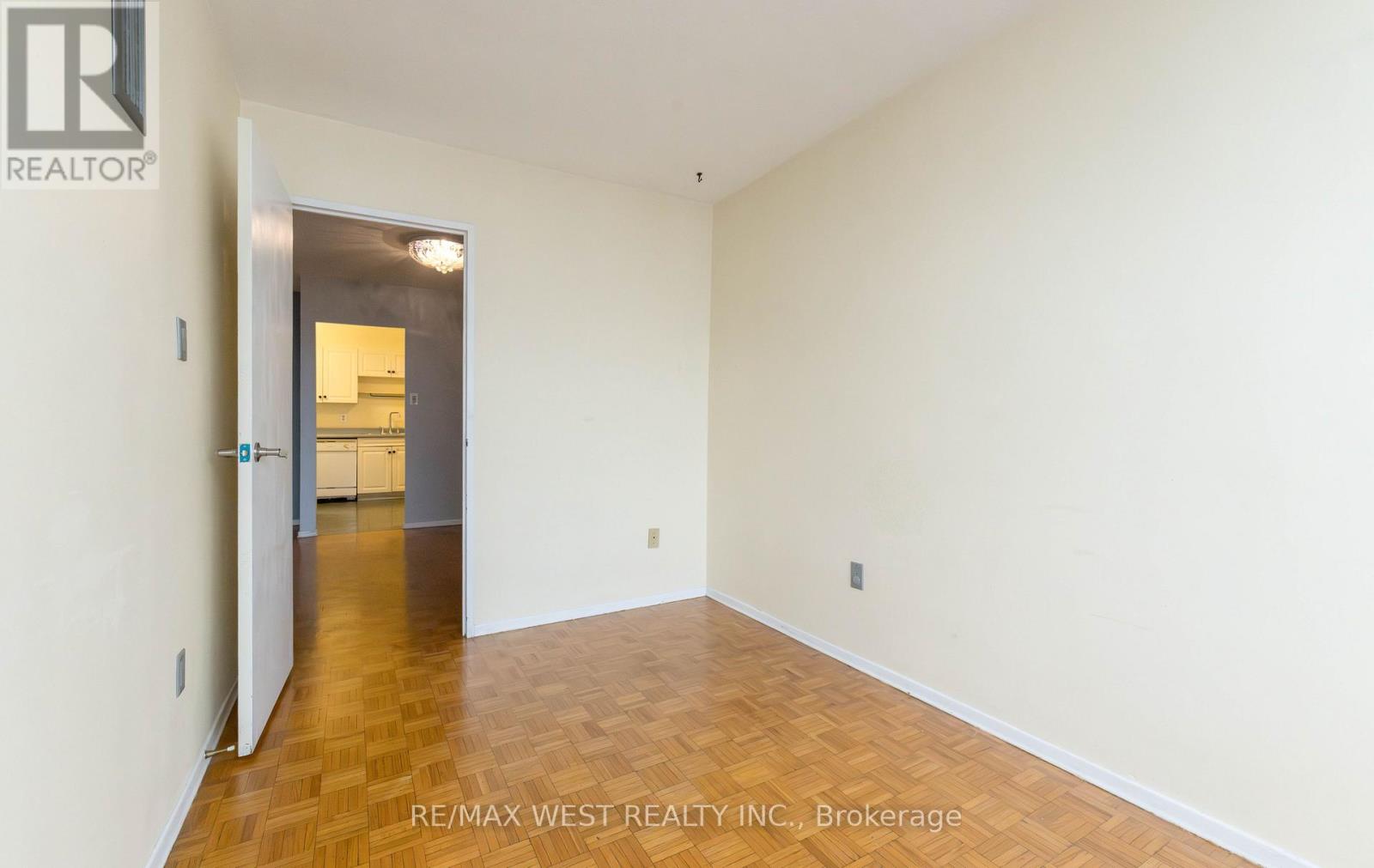 1509 - 85 Emmett Avenue, Toronto, Ontario  M6M 5A2 - Photo 17 - W12676918