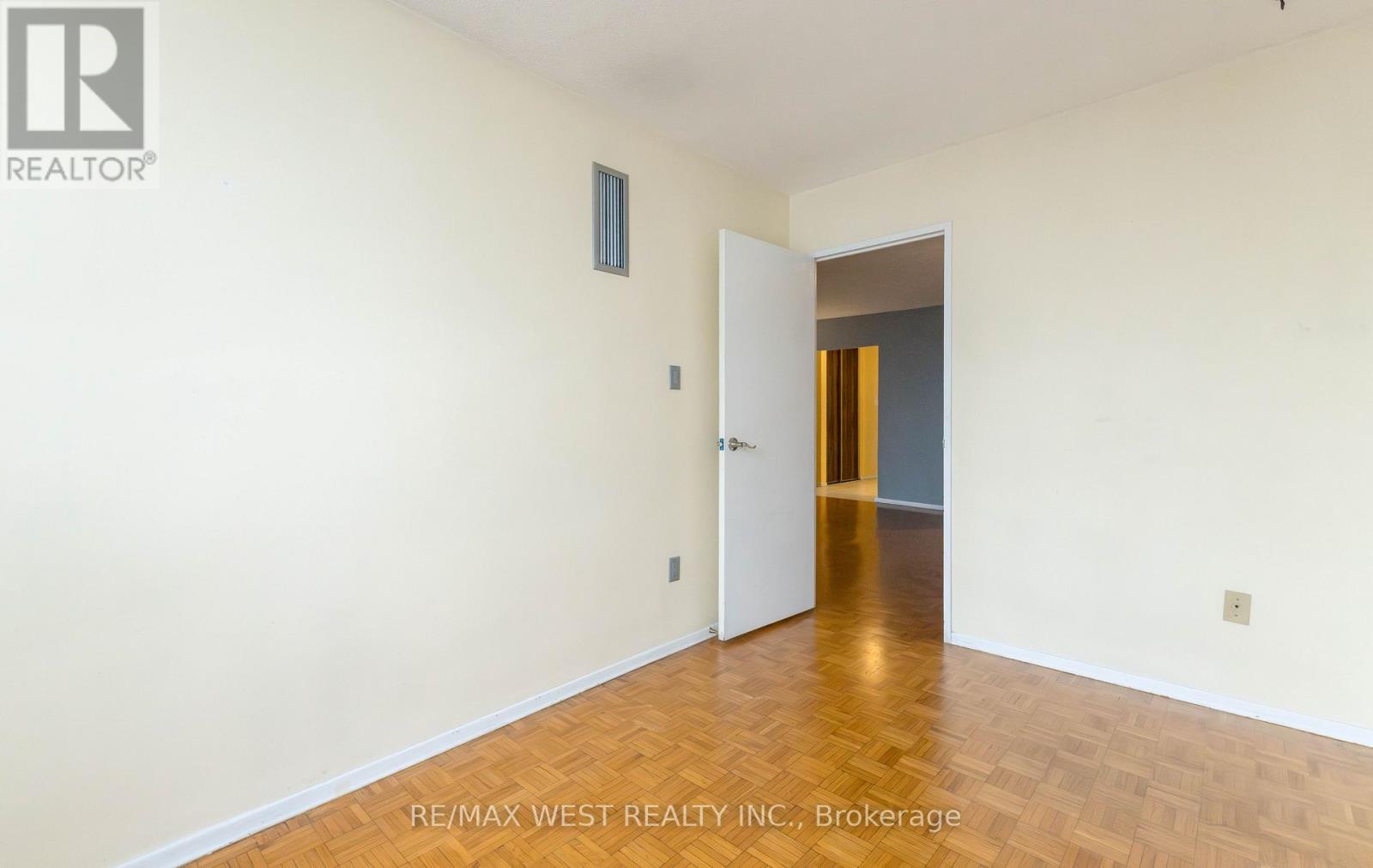 1509 - 85 Emmett Avenue, Toronto, Ontario  M6M 5A2 - Photo 18 - W12676918