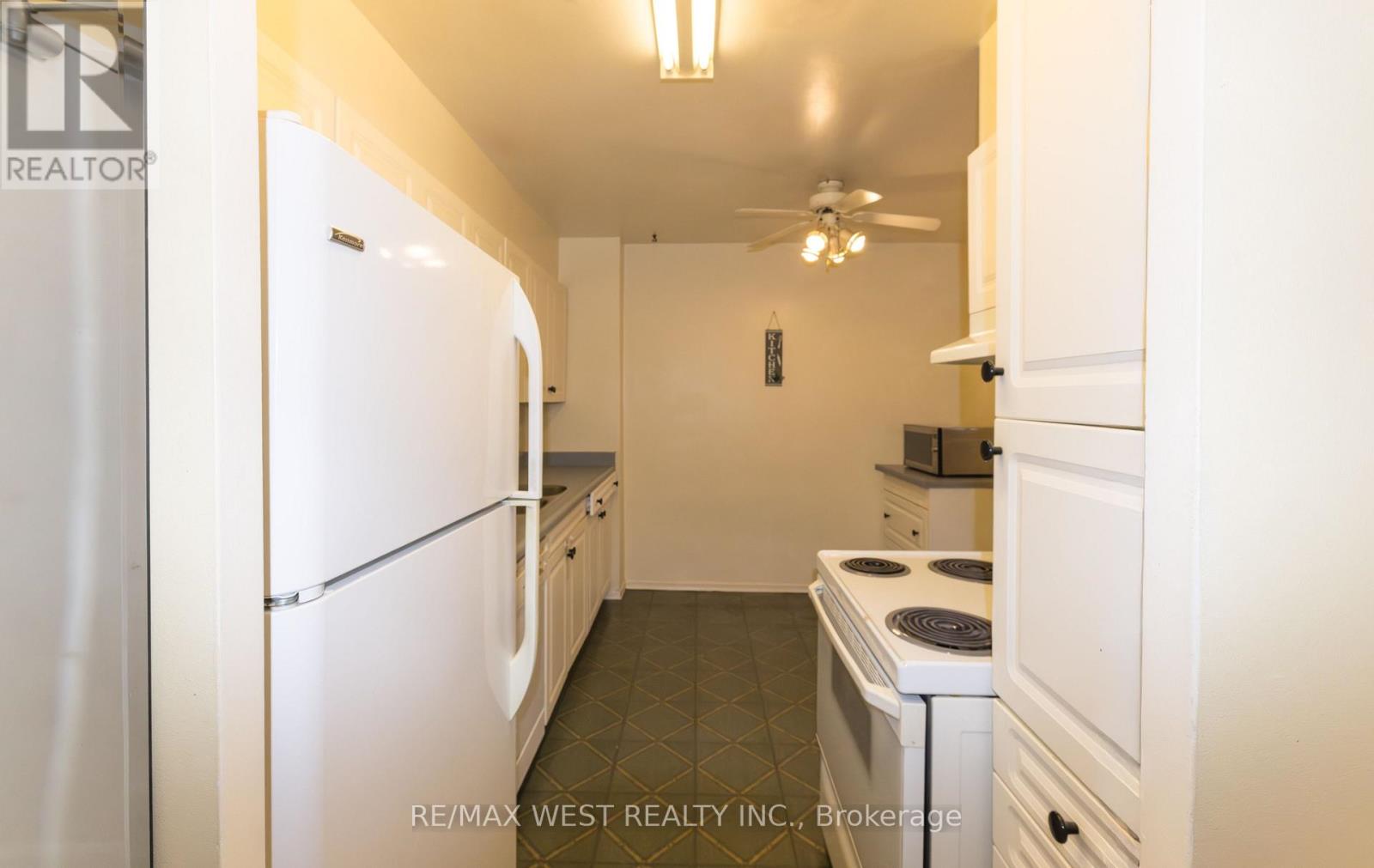 1509 - 85 Emmett Avenue, Toronto, Ontario  M6M 5A2 - Photo 20 - W12676918