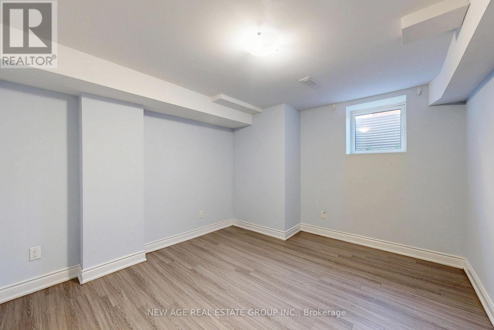 153 Whitlock Avenue, Milton, Ontario  L9E 1G1 - Photo 32 - W12677024