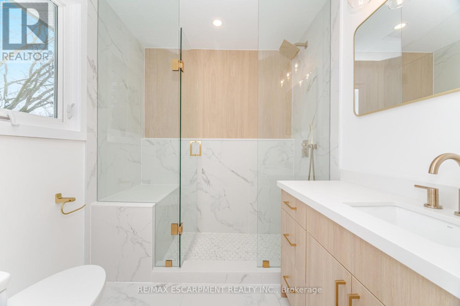 2276 Wyandotte Drive, Oakville, Ontario  L6L 2T5 - Photo 31 - W12677044