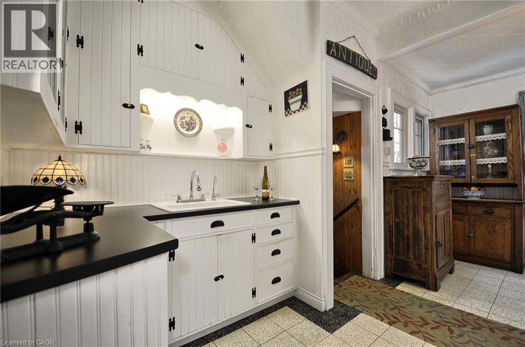 628 Garden Street, Cambridge, Ontario  N3H 4E5 - Photo 5 - 40795245