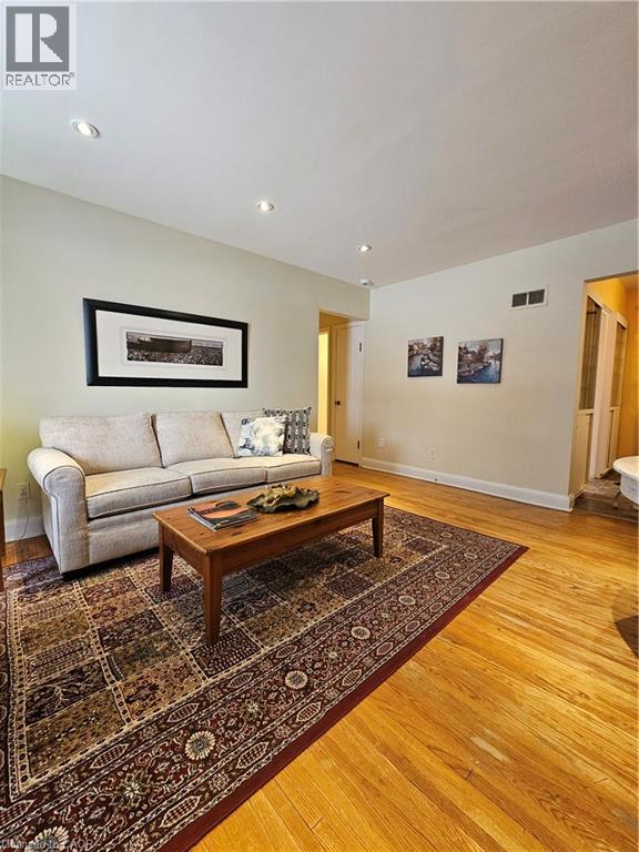 379 St. Leger Street, Kitchener, Ontario  N2H 4M8 - Photo 4 - 40796165