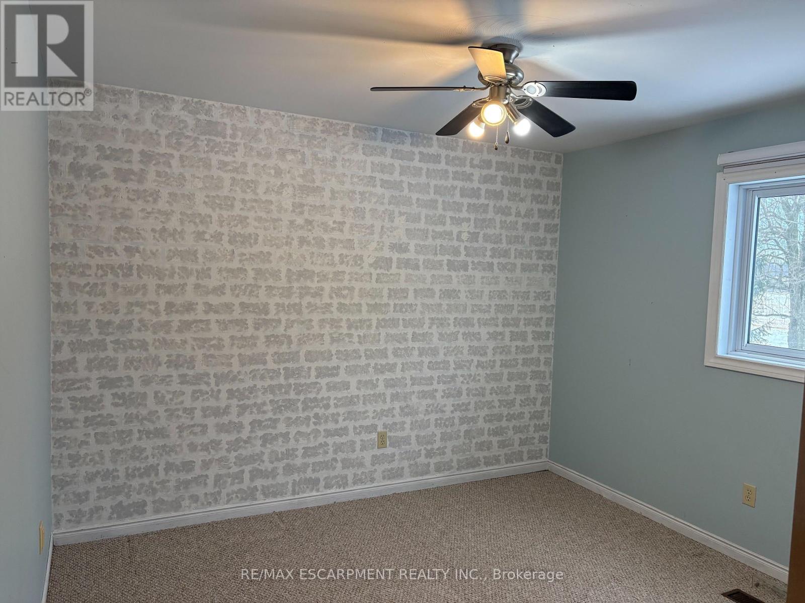 37 Carter Road, Haldimand, Ontario  N1A 2W2 - Photo 15 - X12677014