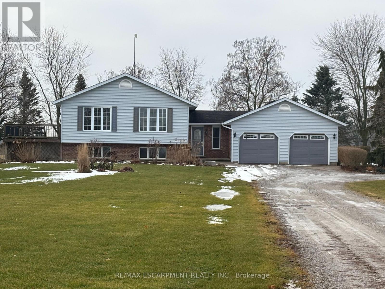 37 Carter Road, Haldimand, Ontario  N1A 2W2 - Photo 2 - X12677014
