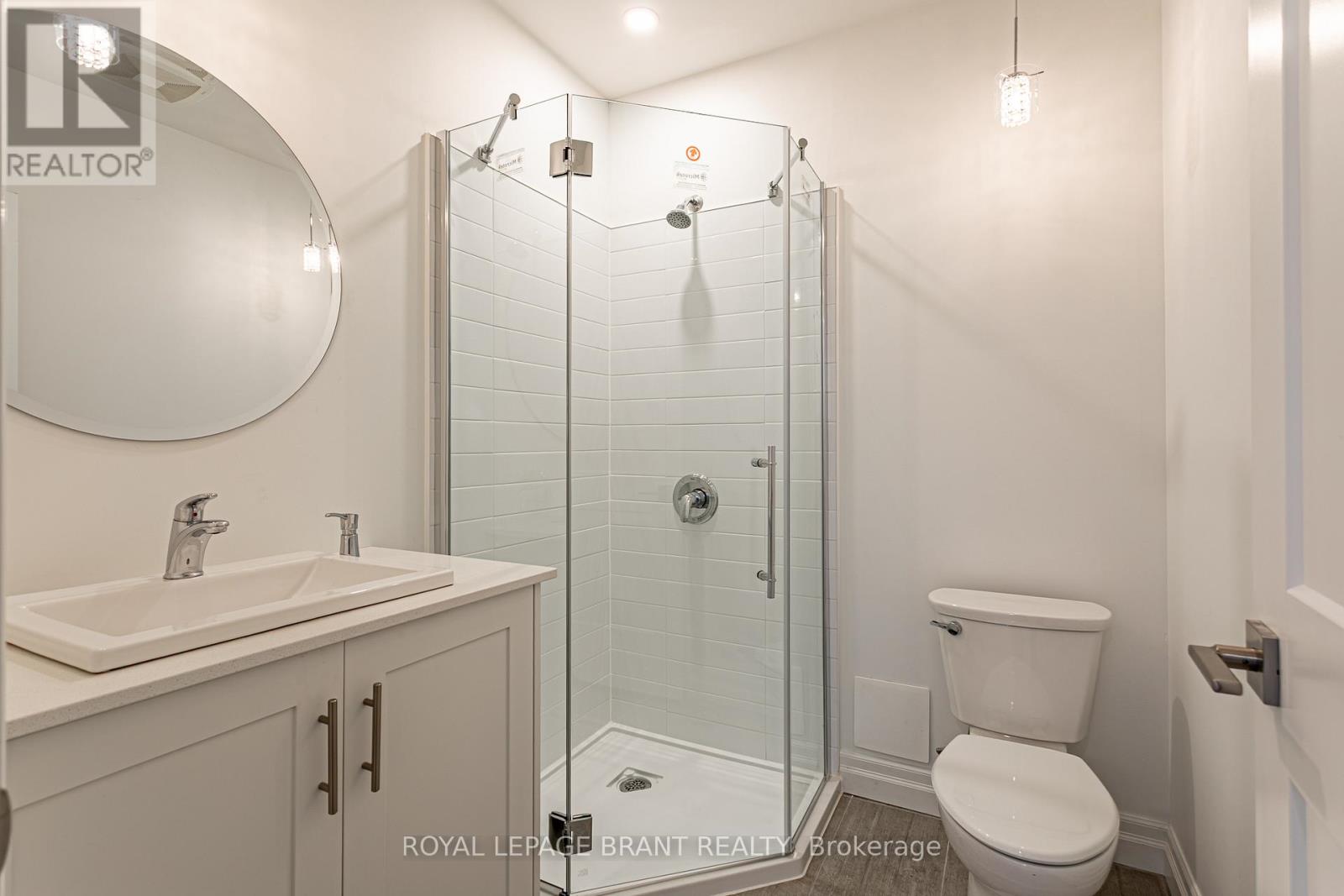 306 - 38 Harbour Street, Norfolk, Ontario  N0A 1N0 - Photo 3 - X12677046