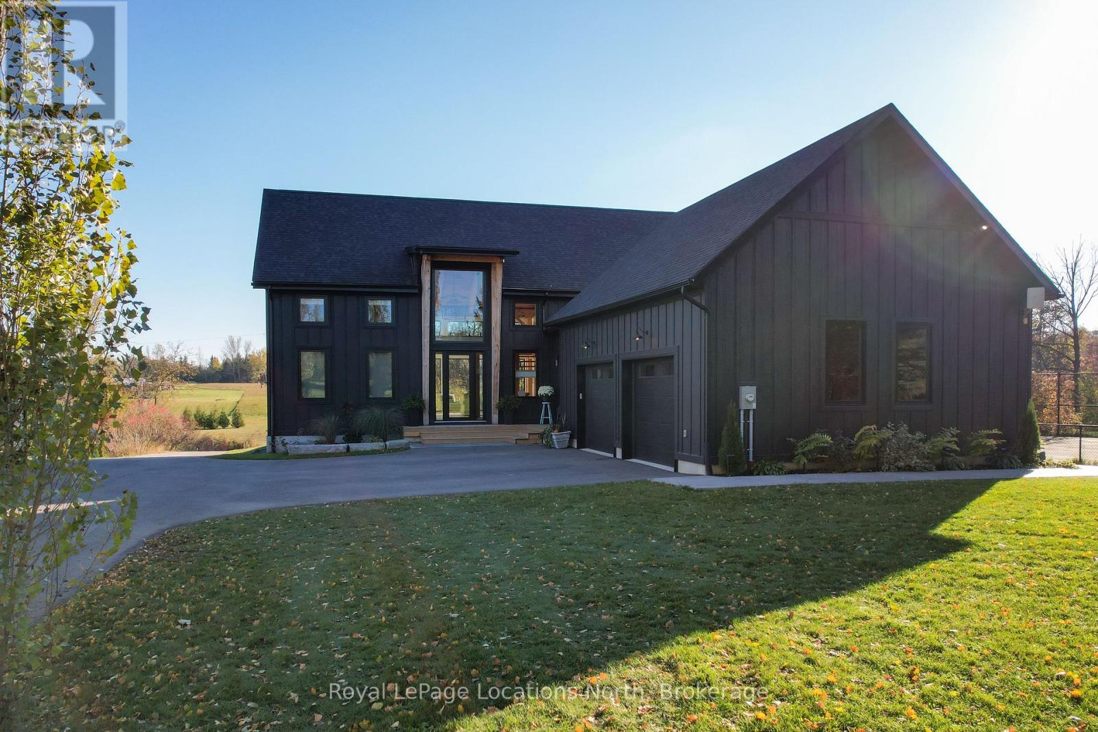 113 Slabtown Road W, Blue Mountains, Ontario  N0H 1J0 - Photo 3 - X12494602