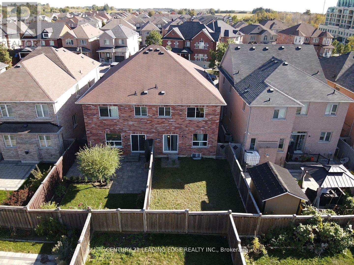 15 Robertdale Court, Whitchurch-Stouffville, Ontario  L4A 0Y5 - Photo 35 - N12676978