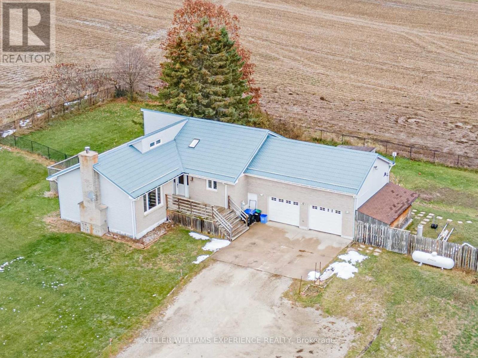 2717 3/4 Sunnidale Side Road, Clearview, Ontario  L0M 1N0 - Photo 3 - S12547190