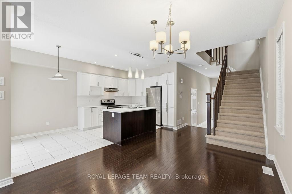 880 Fletcher Circle, Ottawa, Ontario  K2T 0B8 - Photo 11 - X12451253