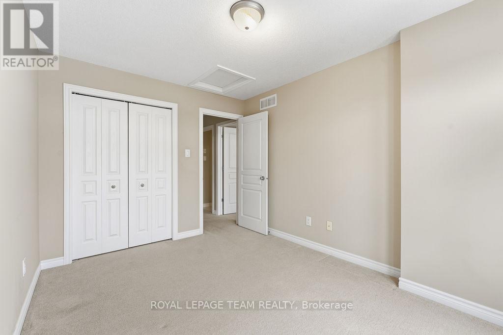 880 Fletcher Circle, Ottawa, Ontario  K2T 0B8 - Photo 22 - X12451253