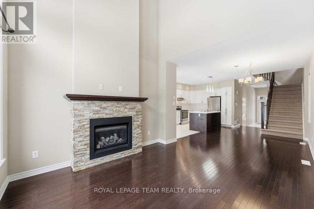 880 Fletcher Circle, Ottawa, Ontario  K2T 0B8 - Photo 10 - X12451253