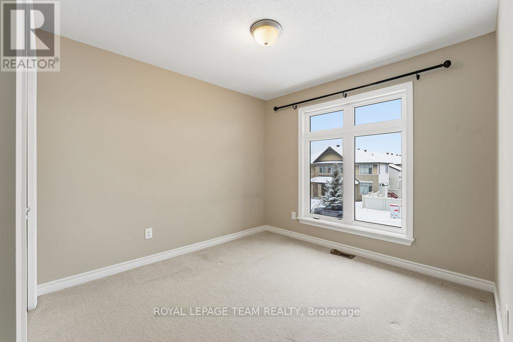 880 Fletcher Circle, Ottawa, Ontario  K2T 0B8 - Photo 23 - X12451253