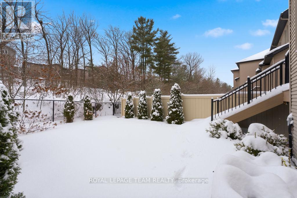 880 Fletcher Circle, Ottawa, Ontario  K2T 0B8 - Photo 39 - X12451253