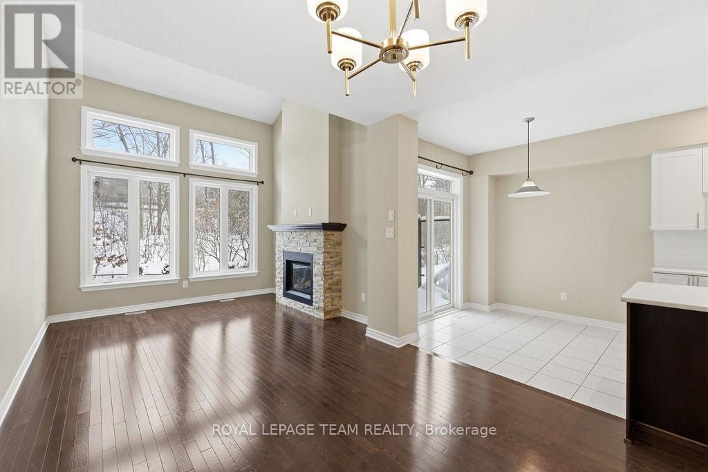 880 Fletcher Circle, Ottawa, Ontario  K2T 0B8 - Photo 9 - X12451253