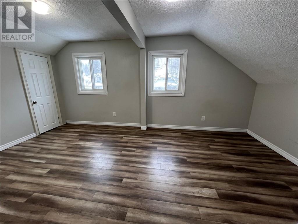 204 Kathleen Street, Sudbury, Ontario  P3C 2L8 - Photo 15 - 2126034