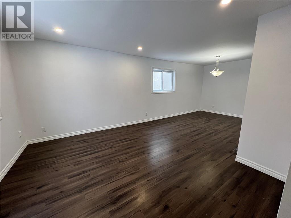 204 Kathleen Street, Sudbury, Ontario  P3C 2L8 - Photo 5 - 2126034