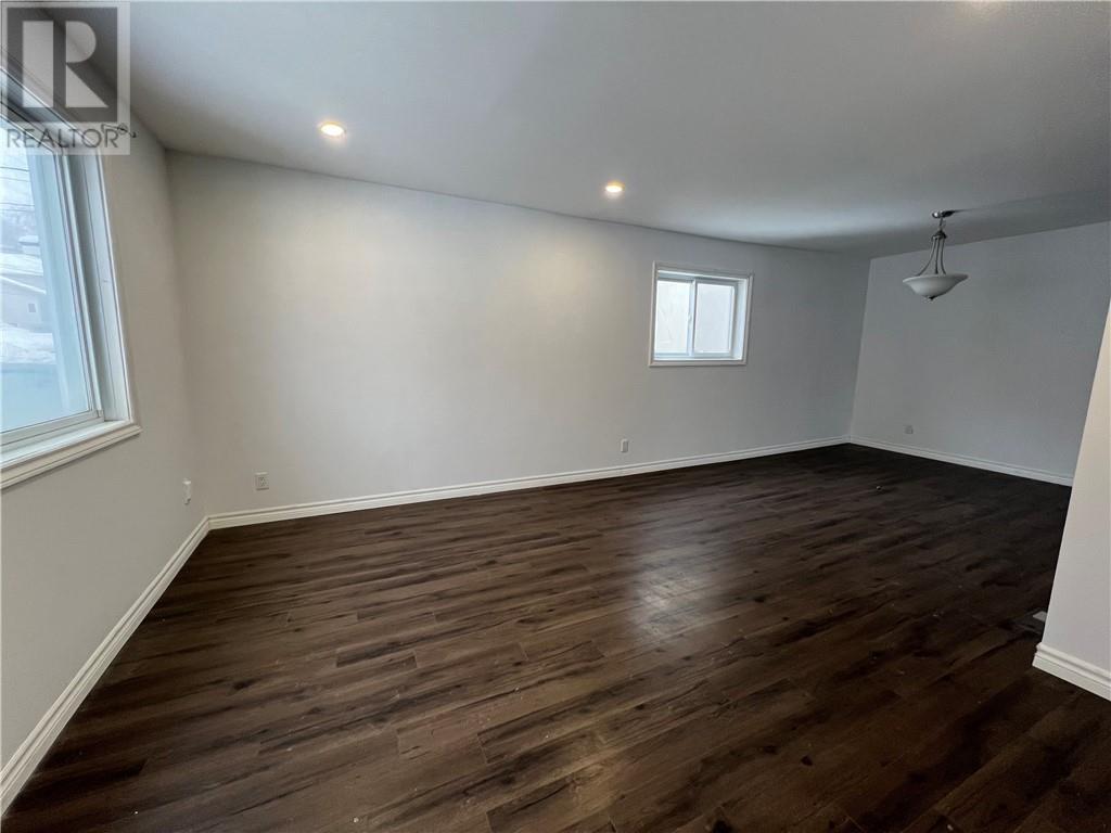 204 Kathleen Street, Sudbury, Ontario  P3C 2L8 - Photo 6 - 2126034