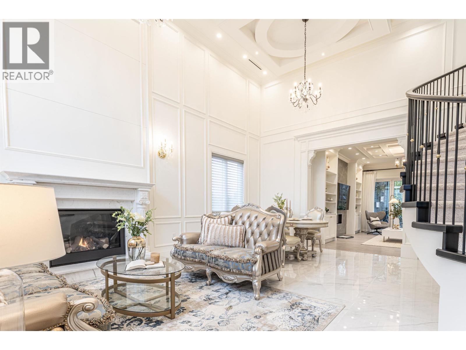 4640 Foxglove Crescent, Richmond, British Columbia  V7C 2K3 - Photo 2 - R3076078