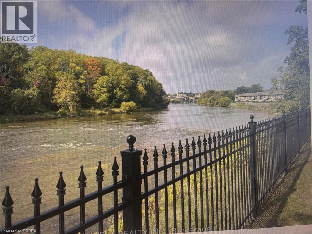 36 Willow Street, Paris, Ontario  N3L 2K6 - Photo 3 - 40796071